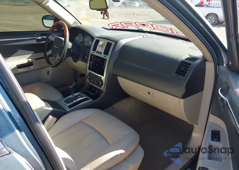 2006 Chrysler 300C z USA, uszkodzony, nr VIN 2C3KA63H26H246888